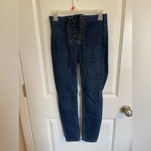 Free People lace up denim jeans, dark wash, size 26 waist, never worn!!!